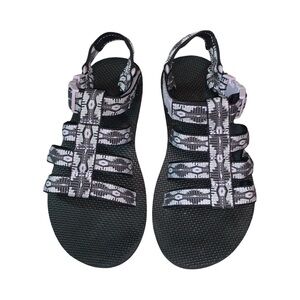 Teva Dorado Gladiator/huarache Style Sandal Sz 8 gray Aztec design